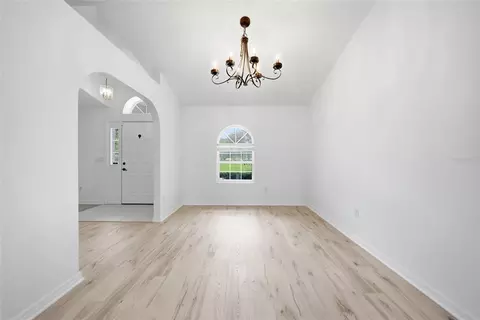 Living - 4698 NW 110th Ave, Ocala, FL 34482 photo 3 of 4