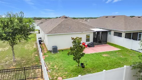 View/Area - 399 Pinecrest Loop, Davenport, FL 33837 photo 1 of 5