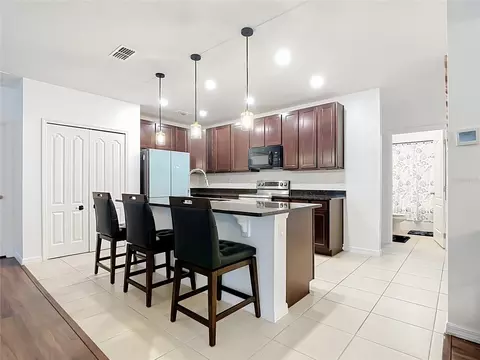 Kitchen - 399 Pinecrest Loop, Davenport, FL 33837 photo 1 of 4