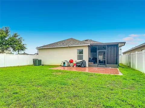 Exterior - 399 Pinecrest Loop, Davenport, FL 33837 photo 5 of 6