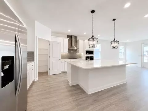 Kitchen - 4485 Davos Dr, Clermont, FL 34711 photo 1 of 9