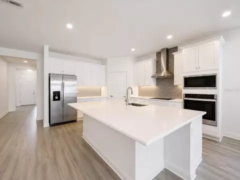 Kitchen - 4485 Davos Dr, Clermont, FL 34711 photo 2 of 9