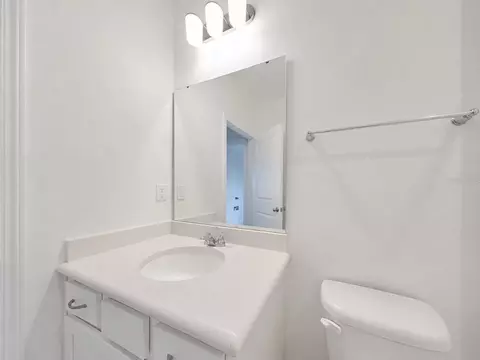 Bath - 4485 Davos Dr, Clermont, FL 34711 photo 7 of 8