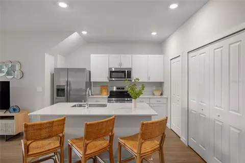 Kitchen - 4969 SW 83rd Pl, Ocala, FL 34476 photo 3 of 4