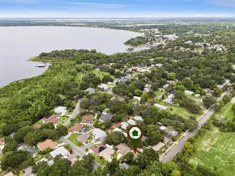 View/Area - 613 Huron Pl, Mount Dora, FL 32757 photo 4 of 6