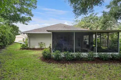 Exterior - 613 Huron Pl, Mount Dora, FL 32757 photo 5 of 8