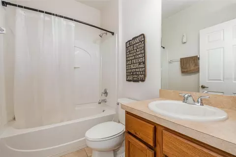 Bath - 912 Whetstone Pl, Rockledge, FL 32955 photo 4 of 4