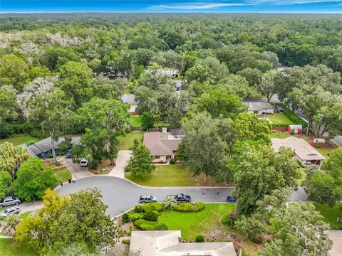 3944 NW 40th Ct, Gainesville, FL 32606