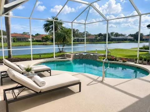 7468 Roxye Ln, Sarasota, FL 34240