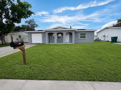 9517 Marlinton Ln, Port Richey, FL 34668