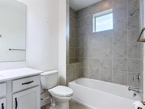 Bath - Undisclosed, Saint Cloud, FL 34772 photo 8 of 8