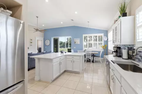 Kitchen - 1257 W Skyview Crossing Dr, Hernando, FL 34442 photo 6 of 8