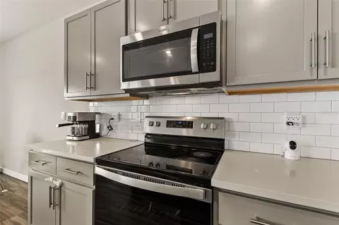 Kitchen - 416 Talisi Loop, Saint Cloud, FL 34771 photo 4 of 4