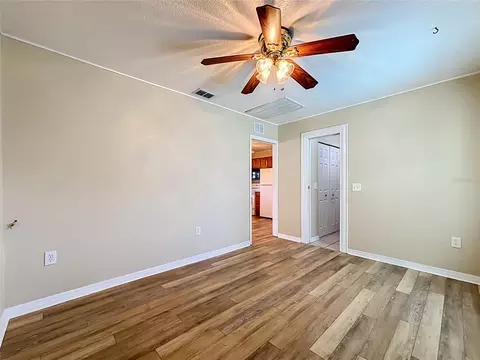 Living - 2 Ft Clinch Heights Rd, Frostproof, FL 33843 photo 13 of 13