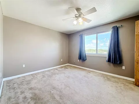Bedroom - 2 Ft Clinch Heights Rd, Frostproof, FL 33843 photo 6 of 9