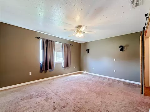 Bedroom - 2 Ft Clinch Heights Rd, Frostproof, FL 33843 photo 4 of 9
