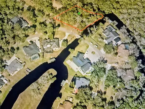 327 Harbor Trl, Deltona, FL 32725