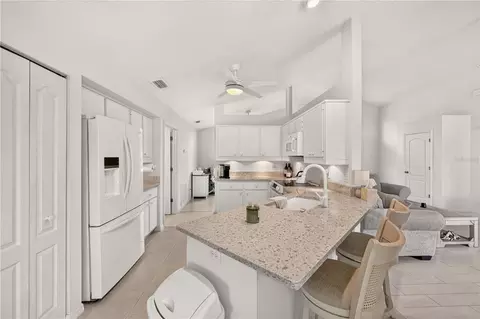 Kitchen - 3850 SE 59th Pl, Ocala, FL 34480 photo 5 of 5