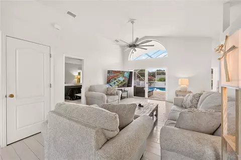 Living - 3850 SE 59th Pl, Ocala, FL 34480 photo 3 of 4