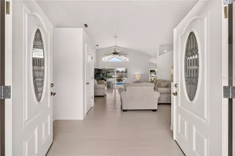 Entry Way - 3850 SE 59th Pl, Ocala, FL 34480 photo 4 of 4