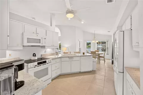 Kitchen - 3850 SE 59th Pl, Ocala, FL 34480 photo 1 of 5