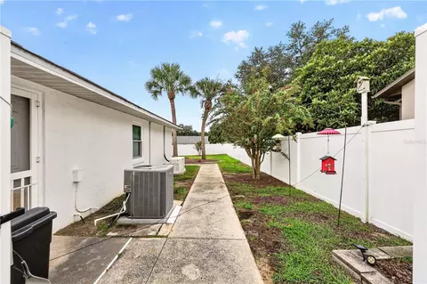 Exterior - 3850 SE 59th Pl, Ocala, FL 34480 photo 13 of 15