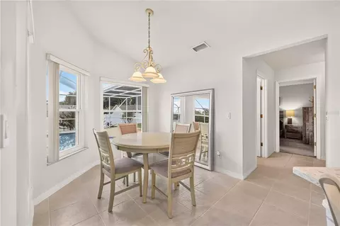 Dining - 3850 SE 59th Pl, Ocala, FL 34480 photo 1 of 3