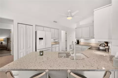 Kitchen - 3850 SE 59th Pl, Ocala, FL 34480 photo 4 of 5