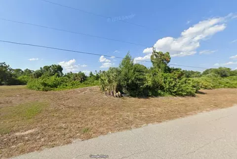 224 Baytree Dr, Rotonda West, FL 33947