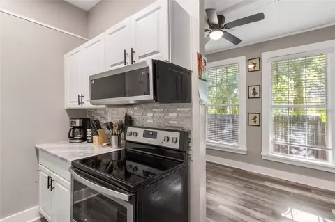 Kitchen - 829 NE 3rd St, Ocala, FL 34470 photo 3 of 3