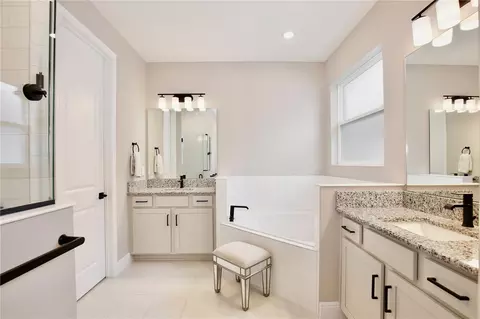 Bath - 4861 Cragmere Loop, Clermont, FL 34711 photo 1 of 5