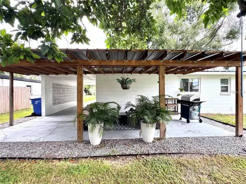Exterior - 9616 Pine Ridge Ave, Riverview, FL 33578 photo 4 of 7