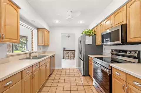 Kitchen - 109 Cardinal Ln, Eustis, FL 32726 photo 1 of 4
