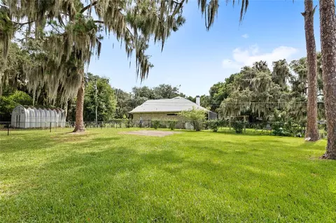 Exterior - 109 Cardinal Ln, Eustis, FL 32726 photo 4 of 11