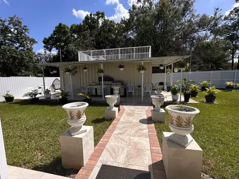 Exterior - 2723 Sunset Dr, Sebring, FL 33870 photo 17 of 24