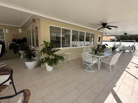 Exterior - 2723 Sunset Dr, Sebring, FL 33870 photo 14 of 24