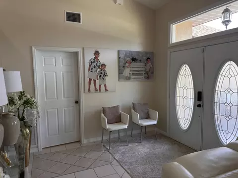 Entry Way - 2723 Sunset Dr, Sebring, FL 33870 photo 1 of 3