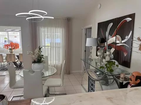 Dining - 2723 Sunset Dr, Sebring, FL 33870 photo 5 of 11