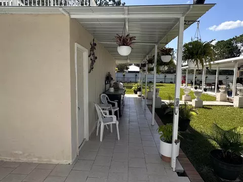 Exterior - 2723 Sunset Dr, Sebring, FL 33870 photo 18 of 24