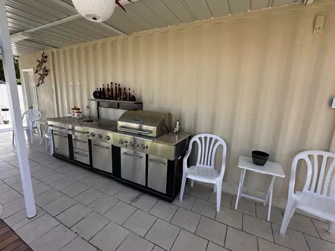 Kitchen - 2723 Sunset Dr, Sebring, FL 33870 photo 6 of 6