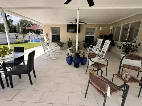Exterior - 2723 Sunset Dr, Sebring, FL 33870 photo 13 of 24