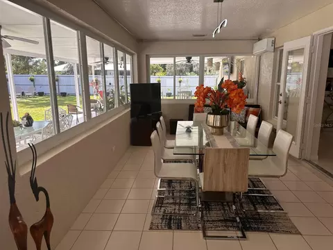 Dining - 2723 Sunset Dr, Sebring, FL 33870 photo 10 of 11