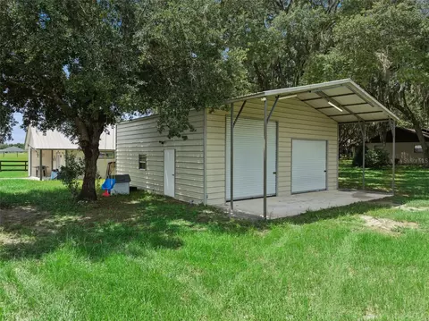 Exterior - 160 Juniper Trl, Ocala, FL 34480 photo 11 of 17
