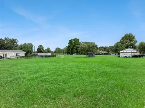 Exterior - 160 Juniper Trl, Ocala, FL 34480 photo 14 of 17
