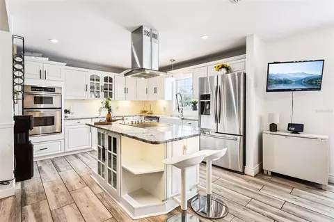 Kitchen - 160 Juniper Trl, Ocala, FL 34480 photo 3 of 5