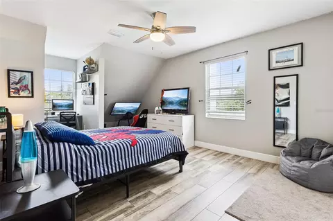 Bedroom - 160 Juniper Trl, Ocala, FL 34480 photo 5 of 9