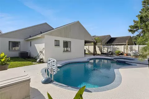 Exterior - 1533 Springtime Loop, Winter Park, FL 32792 photo 2 of 7