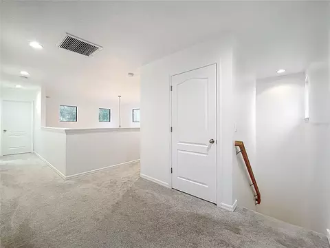 Entry Way - 319 Arbor Pointe Ave, Minneola, FL 34715 photo 2 of 3