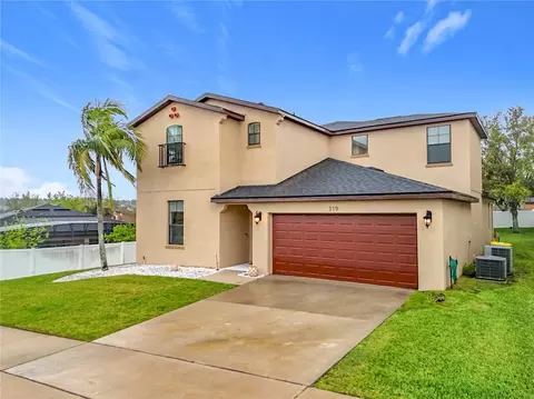 Exterior - 319 Arbor Pointe Ave, Minneola, FL 34715 photo 3 of 9