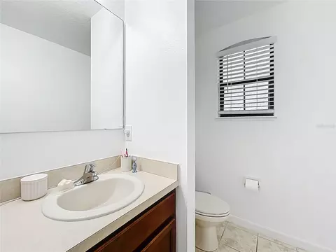 Bath - 319 Arbor Pointe Ave, Minneola, FL 34715 photo 9 of 12